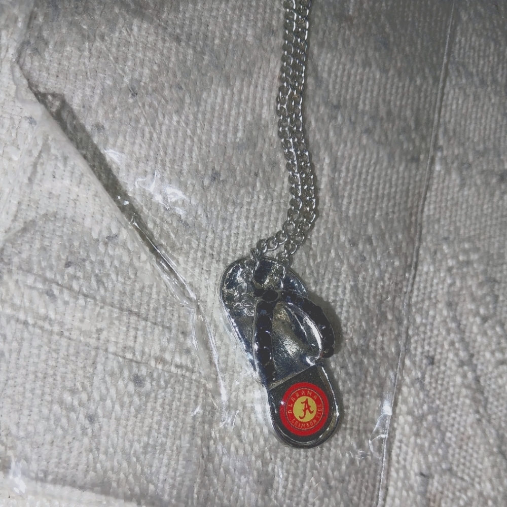 Alabama flip-flop necklace